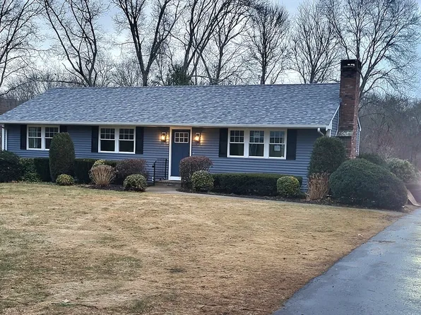 25 Watuppa Rd, Westport, MA 02790