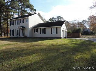 706 Stately Pines Rd, New Bern, NC 28560