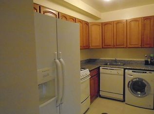 8421 Lander St #4R, Jamaica, NY 11435