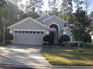 960 Buttercup Dr, Saint Johns, FL 32259