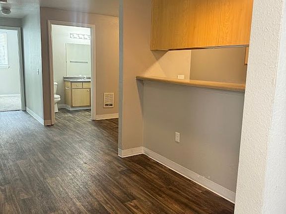 2nd image of 16920 SE Powell Blvd APT 14