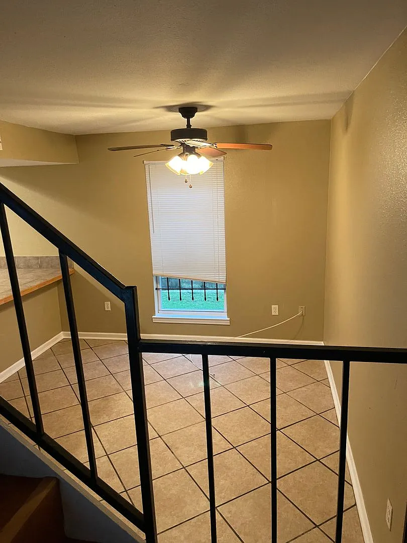 6865 Mayo Blvd — Photo 1