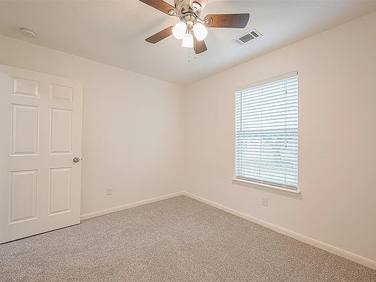 29019 Red River Loop — Photo 10