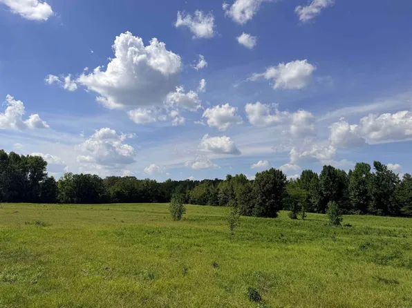 24 Jetta Ln, Sherwood, AR 72120