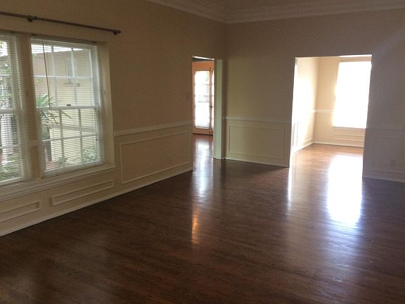 5th image of 9985 Robbins Dr