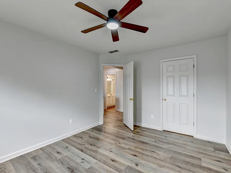 5765 Oxborough Way — Photo 8