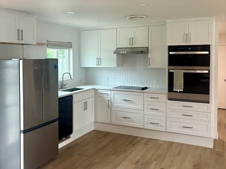 2619 Rountree Dr — Photo 14