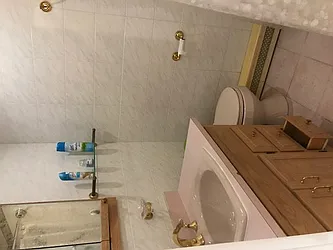 Rented by Roz Khan, LREB