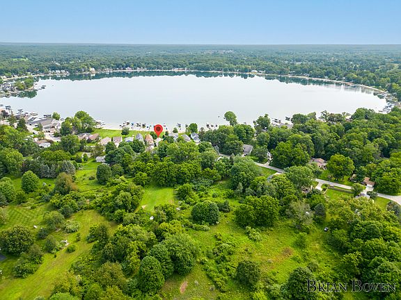 4th image of 6884 Farrell Dr NE