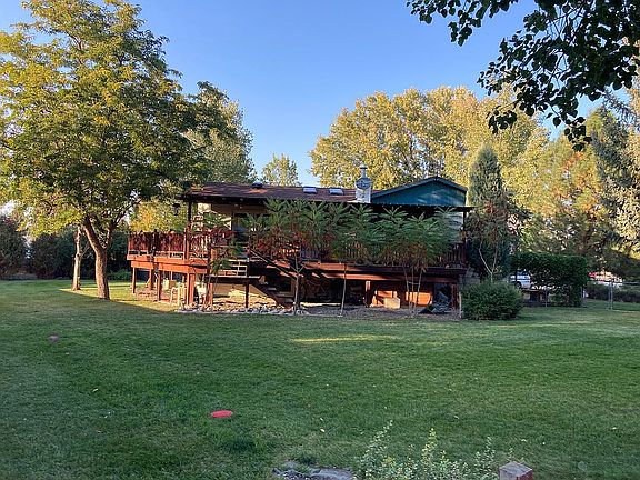 5th image of 3340 McIntosh Dr