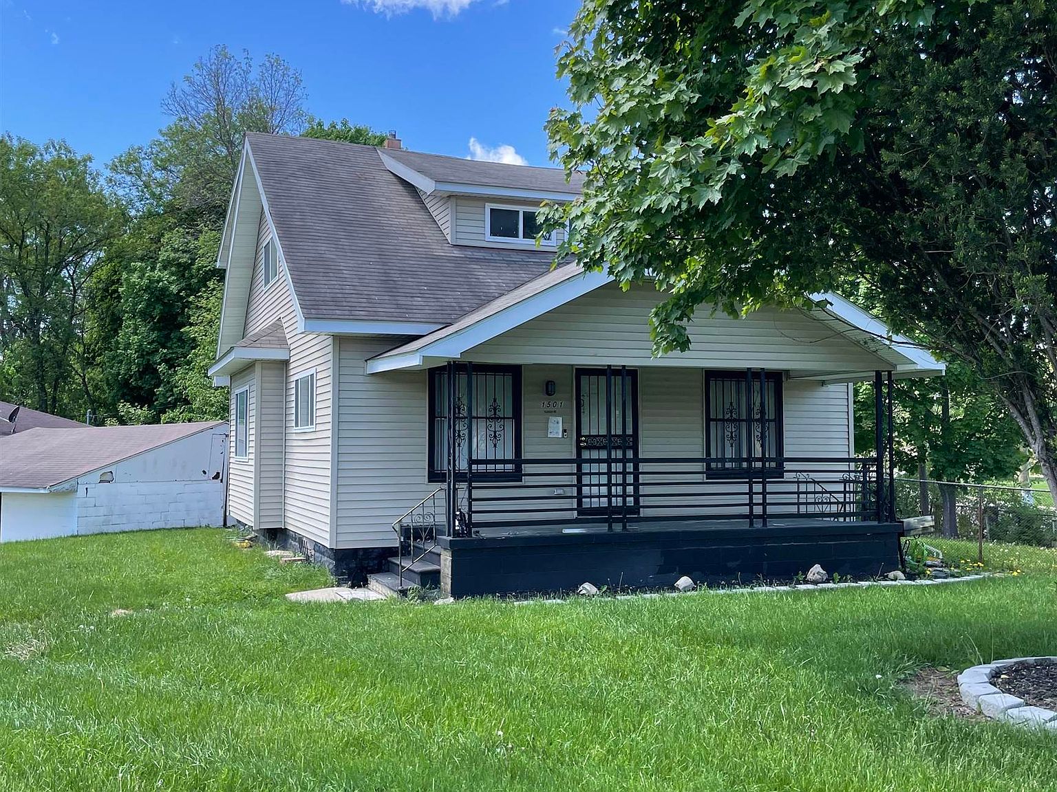 1501 Flushing Rd, Flint, MI 48504 Zillow