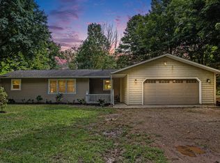 30029 Shaw Rd, Lawton, MI 49065