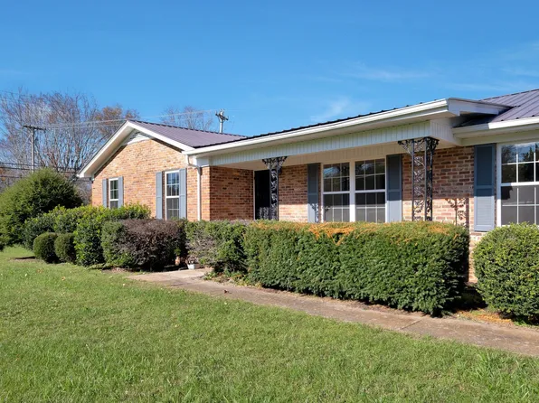 518 Hemingway Dr, Columbia, TN 38401