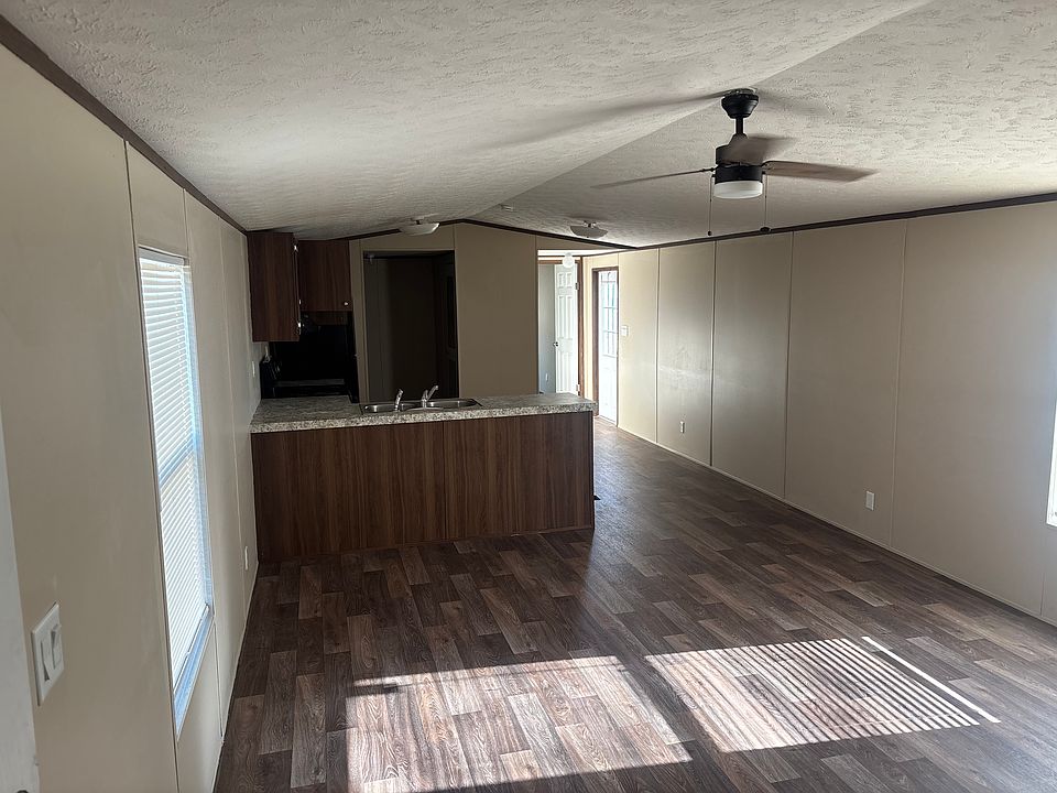 1st image of 12081 Southridge