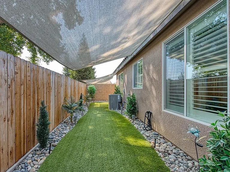 2883 Prato Ln — Photo 22