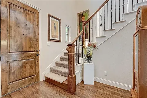 1203 Harris Hawk Way — Photo 4