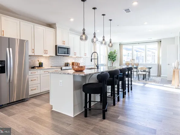 9894B Sir Barton Way, Laurel, MD 20723