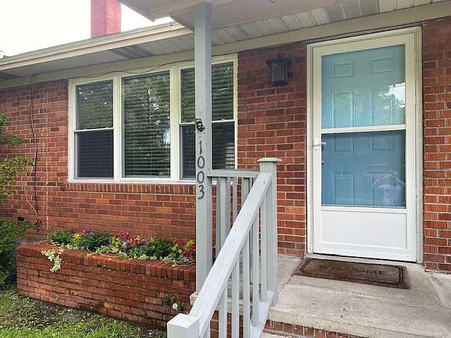 3 bed, 1219 sqft, $1,750 — Photo 2