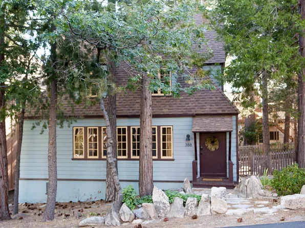 388 Heliotrope Dr, Lake Arrowhead, CA 92352