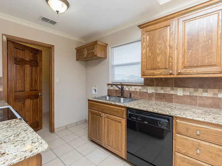 12466 County Road 499 — Photo 14
