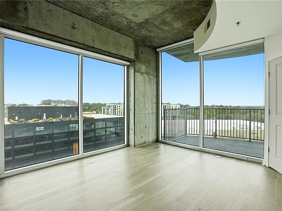 5th image of 361 17th St #1022