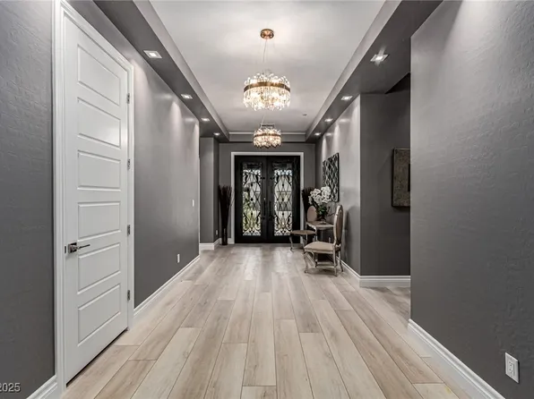 2669 Pioneer Estates Ct, Las Vegas, NV 89117