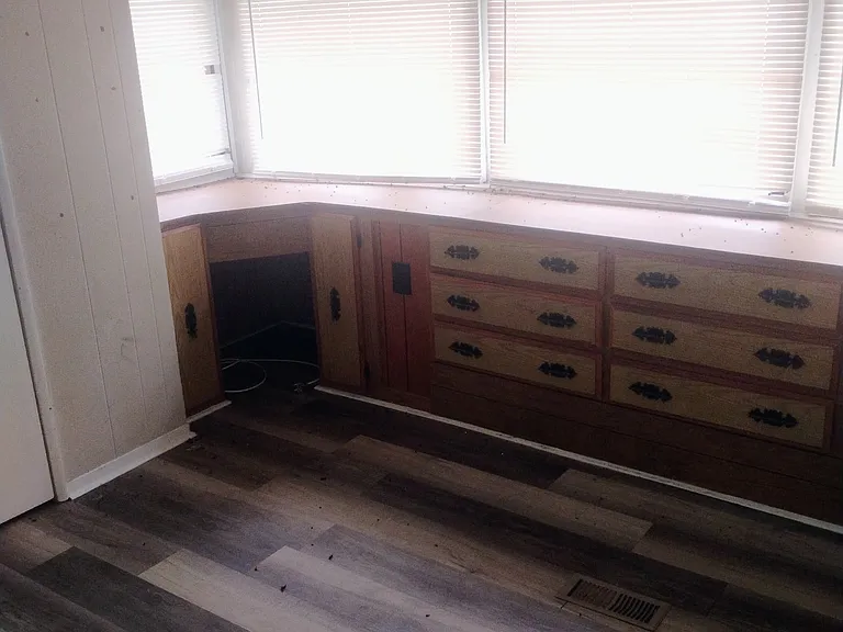 1351 N 2nd St #6 — Photo 2