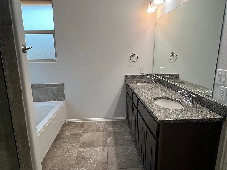 1318 Madrone Ave — Photo 16