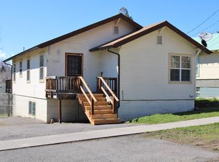 1530 Worden Ave, Klamath Falls, OR 97601