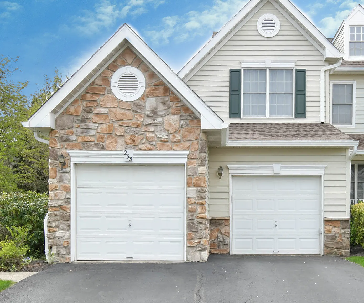 3 bed, 2.5 bath, $4,600 — Photo 3