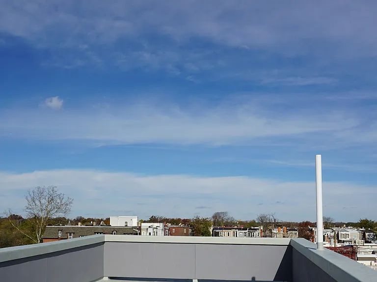 3230 W Berks St — Photo 34