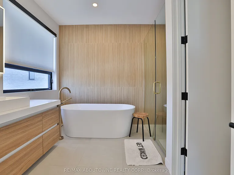 70 Upper Mount Albion Rd — Photo 18