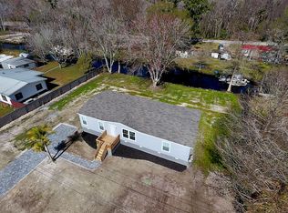 155 Elsie Dr E, East Palatka, FL 32131