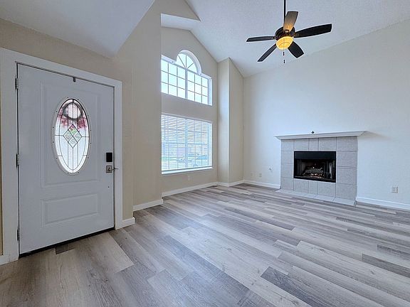 2nd image of 3012 Tierra Salada Dr