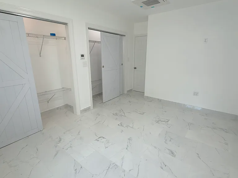 22 Roosevelt St #1 — Photo 15