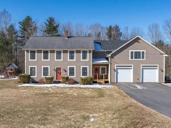 686 Brighton Hill Road, Minot, ME 04258
