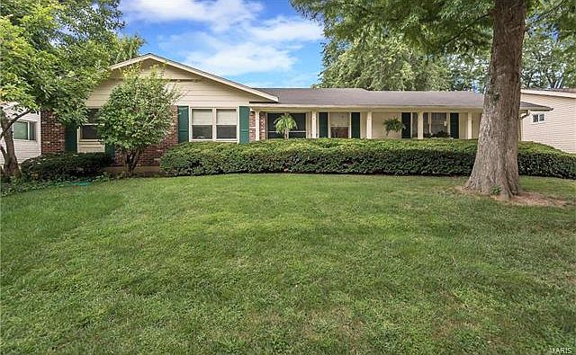 1st image of 11935 Shallowbrook Dr