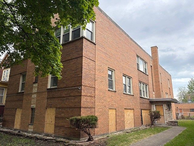 1st image of 7711 S Ada St