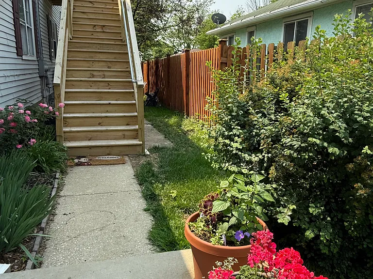 809 Croghan Ave #2 — Photo 7