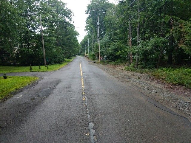 2nd image of 362 Coach Rd