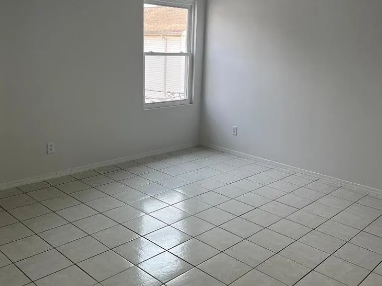 621 Elizabeth Ave — Photo 16