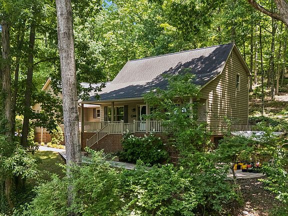 3rd image of 2013 Laurel Springs Dr NW