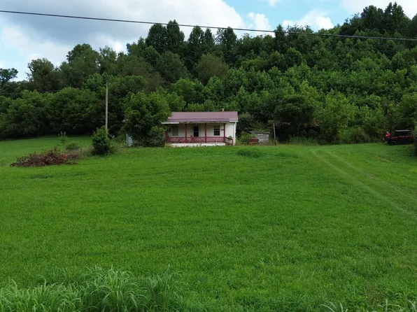 1073 Marvin Springs Rd, Nickelsville, VA 24271