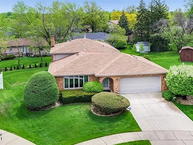 15239 Lawrence Ct photo 1