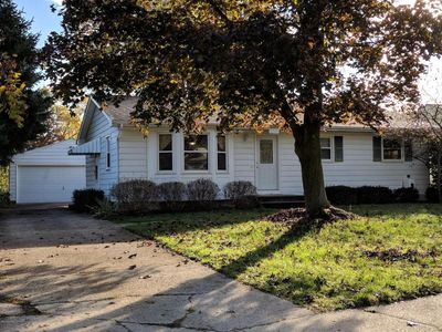 3244 Ipswich Dr NW, Grand Rapids, MI, 49544