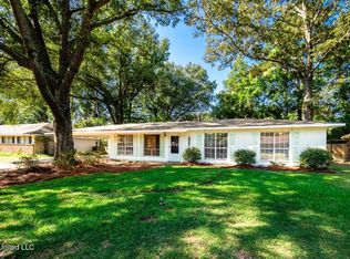 5235 Parkway Dr, Jackson, MS