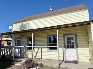 610 Cedar Ave, Kemmerer, WY 83101