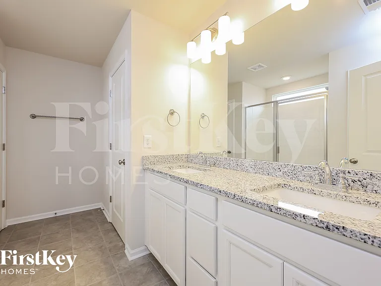 15 Ramblehurst Rd — Photo 10