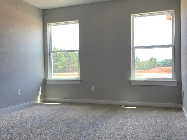 422 Red Robin St — Photo 12