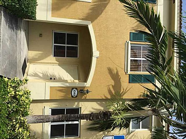 1st image of 3048 SE 15th Ave #3048